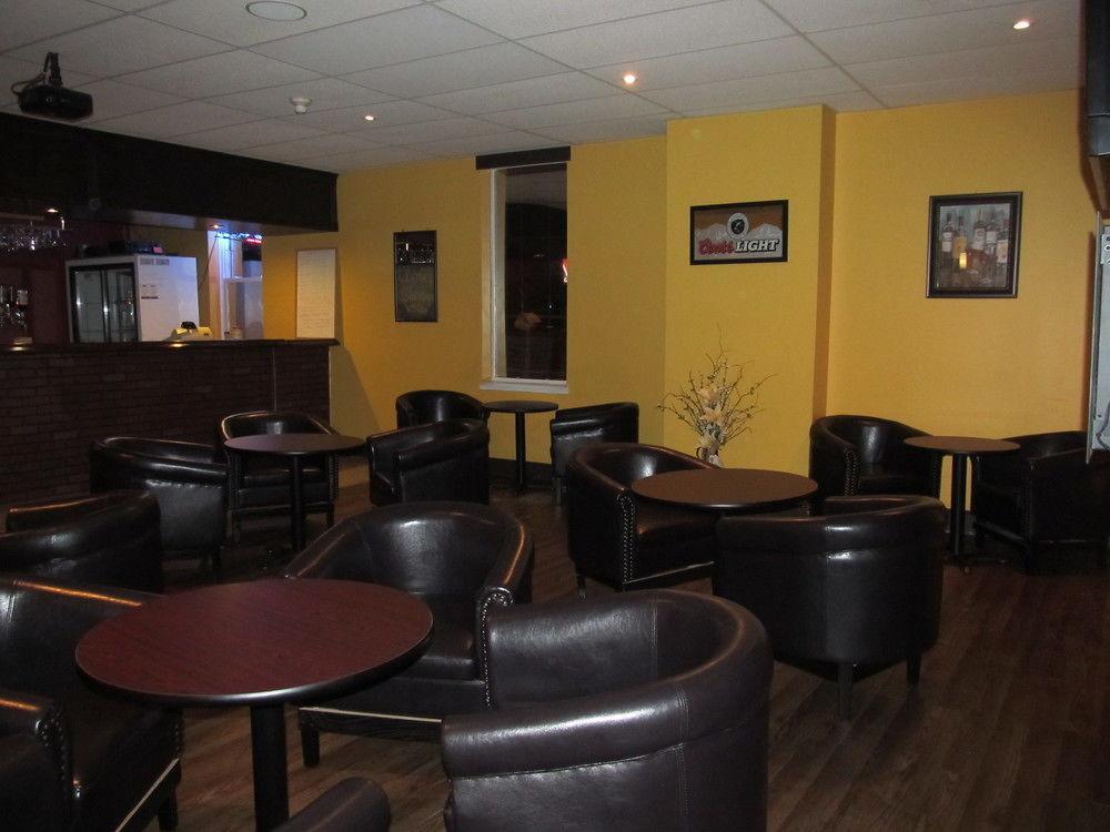 Le Voyageur Inn Mattawa Экстерьер фото