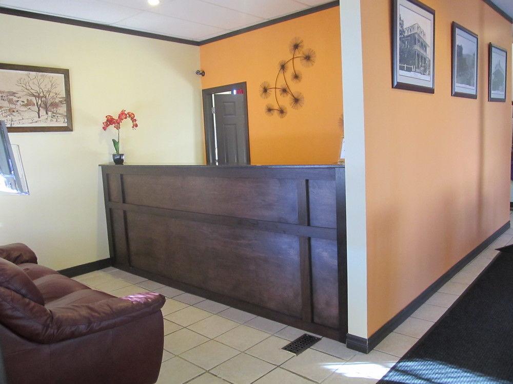 Le Voyageur Inn Mattawa Экстерьер фото